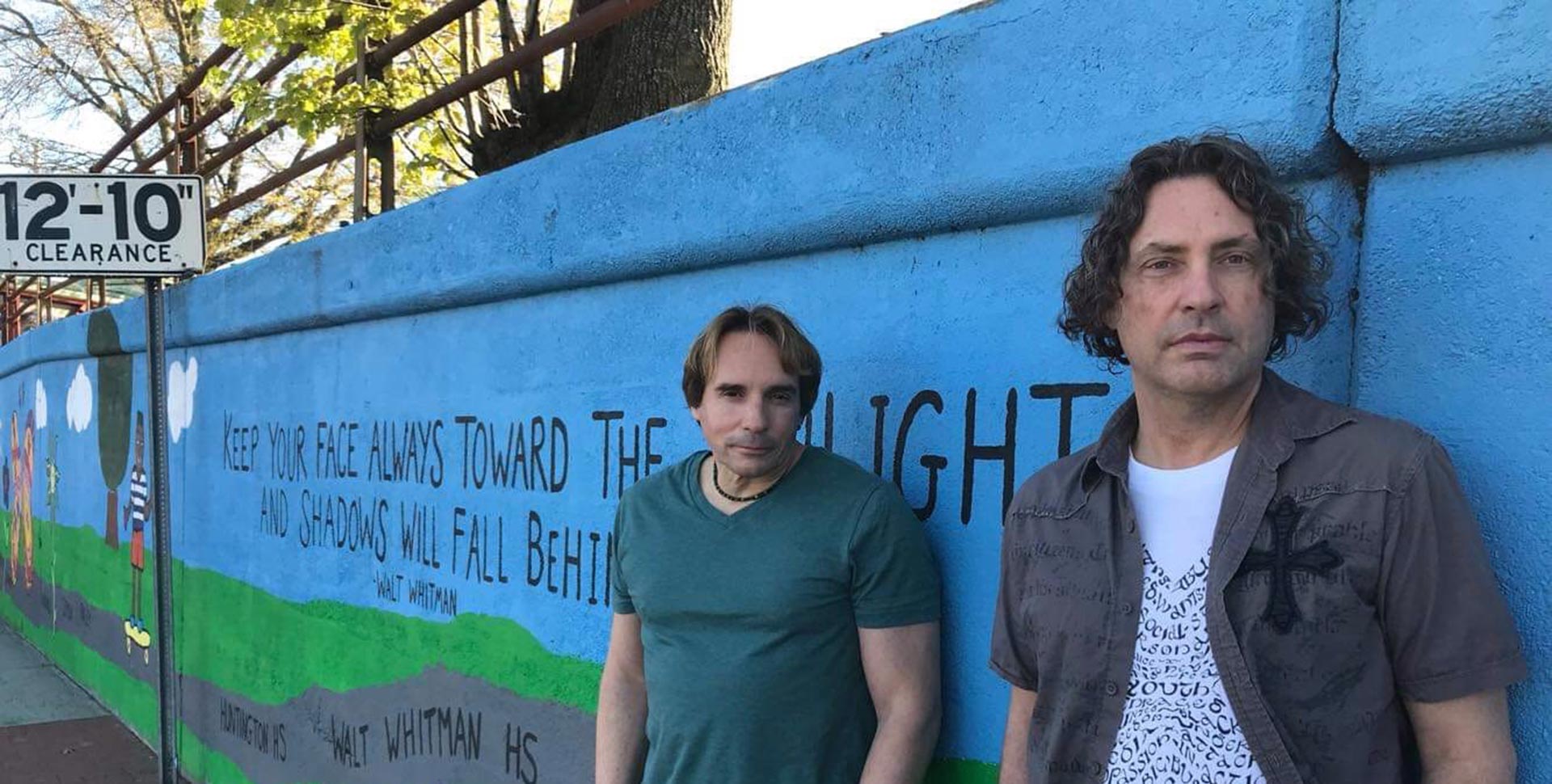 ads_slider_bg_billy_1